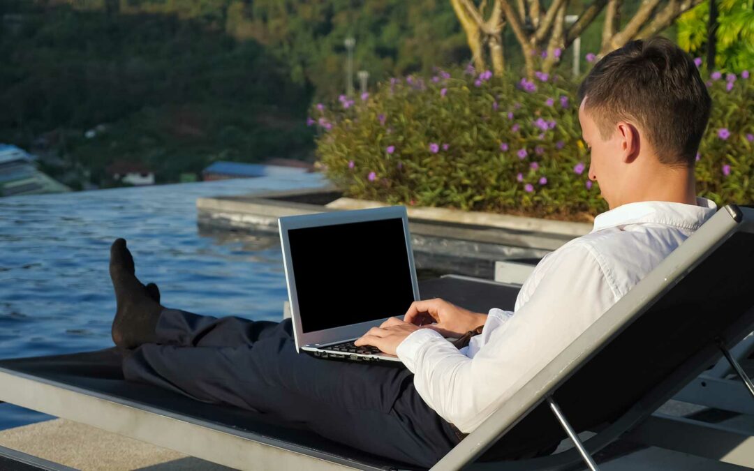 featuredimage-Should-You-Install-an-Automated-Pool-Maintenance-System